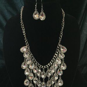[SPPH] The Shanae NEW Zi Signature Series Collection Necklace and Earrings Set